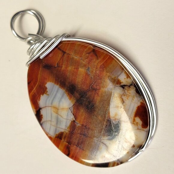 Amber Colored Agate Gemstone Pendant - Picture 2 of 11